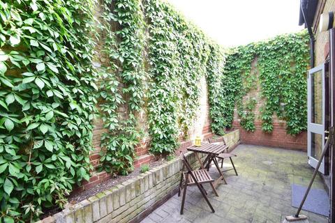 undefined, Palatine Road, London, N16