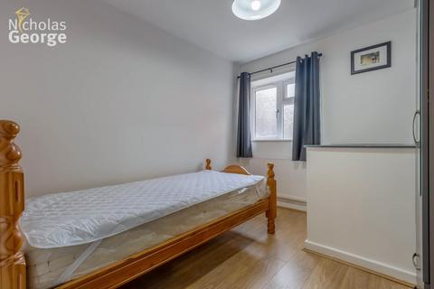 undefined, Oxford Road, Moseley, B13 8EJ
