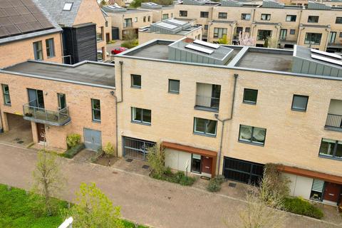 Terraced house - Harvest Road, Trumpington, CB2