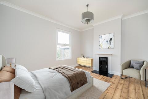 3 bedroom terraced house for sale, Shooters Hill Road, Blackheath, London, SE3