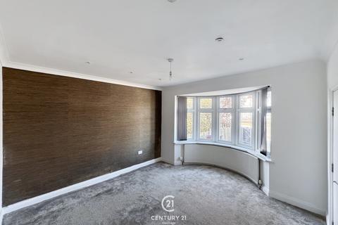 4 bedroom terraced house for sale, Eastern Avenue, Ilford, IG2 7JB