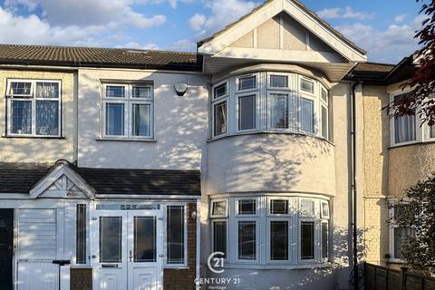 4 bedroom terraced house for sale, Eastern Avenue, Ilford, IG2 7JB