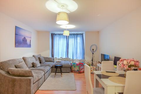 2 bedroom flat for sale, Sale Road, Wythenshawe M23