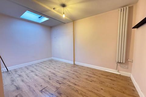 undefined, Aldborough road south, Seven Kings