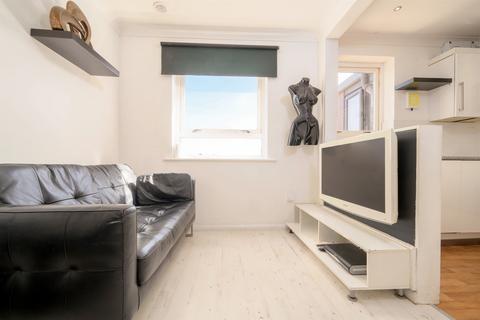 2 bedroom flat for sale, Princes Street, Kettering