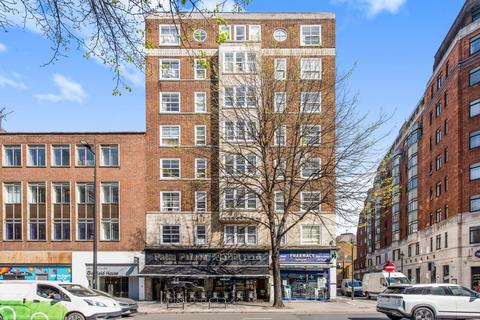 Studio to rent, Stourcliffe Street, London
