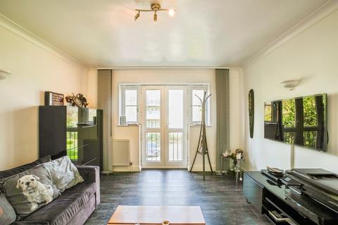 2 bedroom ground floor flat for sale, Stevens Close, Beckenham, BR3
