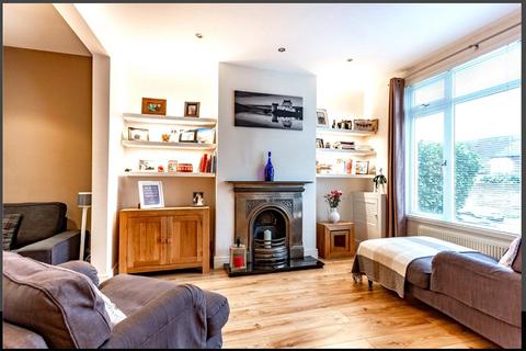 3 bedroom house to rent, St. Leonards Road, Windsor, SL4