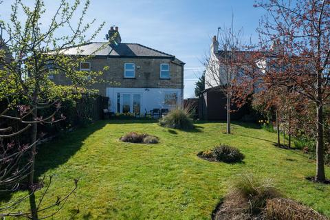 2 bedroom semi-detached house for sale, Garlic Row, Cambridge, CB5