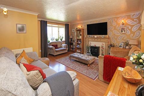 3 bedroom detached house for sale, Reed Close, St. Georges, Telford
