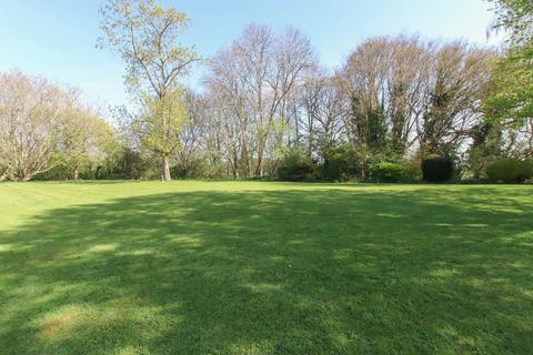 2 bedroom flat for sale, Nightingale Walk, Woodhall Farm, Hemel Hempstead, Hertfordshire, HP2 7QX
