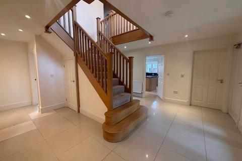 4 bedroom house to rent, Lawnswood Close, Derby, DE65