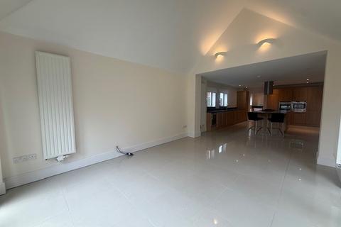 4 bedroom house to rent, Lawnswood Close, Derby, DE65
