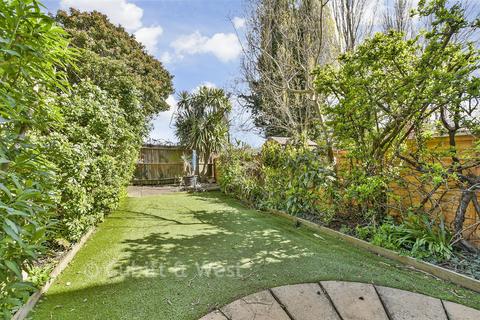 Nash Close, Sutton, Surrey