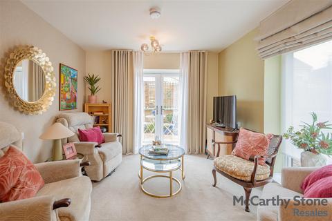 1 bedroom apartment for sale, Norton Place, Icknield Way, Baldock                 SG7 5FH