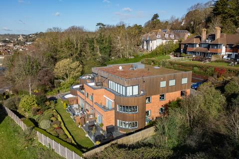 3 bedroom penthouse for sale, Cannongate Road, Hythe, CT21