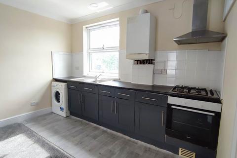 1 bedroom flat to rent, Carlyle Road, Manor Park