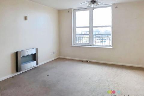 2 bedroom apartment to rent, Grantavon House, Brayford Wharf East