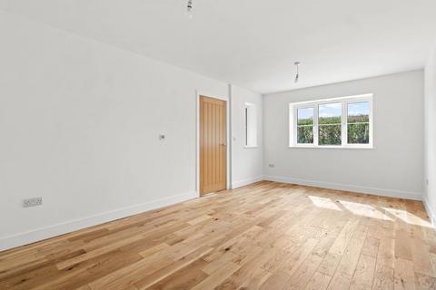 4 bedroom detached house for sale, 1 Oakmere, Evesham Road, Upper Moore, Pershore, Worcestershire.  WR10 2JR