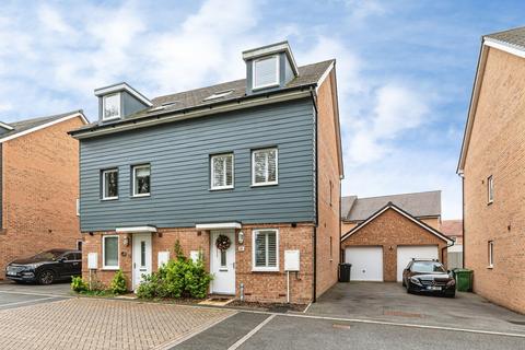 3 bedroom semi-detached house for sale, Stoneham Way, Basingstoke, Hampshire, RG24