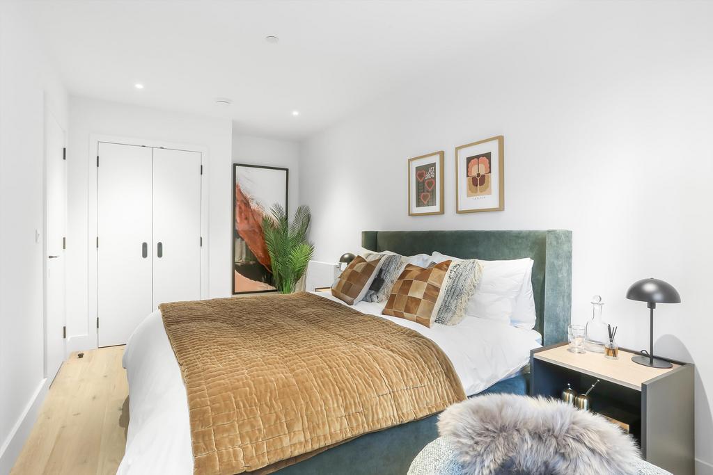 Apartment in London - More