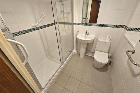 2 bedroom retirement property for sale, Kelvedon Grove, Solihull