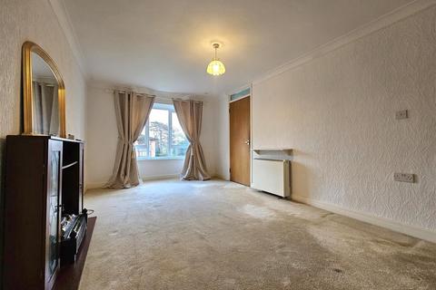 2 bedroom retirement property for sale, Kelvedon Grove, Solihull