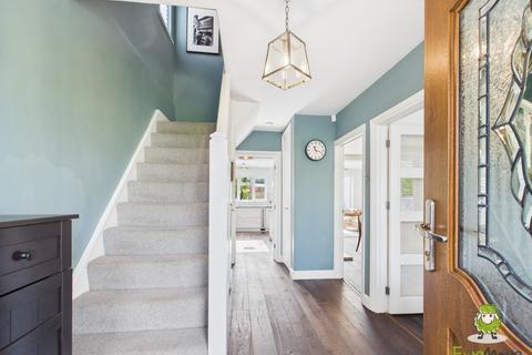 3 bedroom semi-detached house for sale, Winchester Road, Basingstoke, Hampshire, RG21