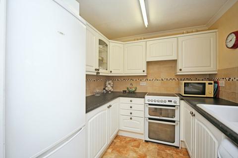 2 bedroom terraced house for sale, Saffron Meadow, Stratford-upon-Avon, Warwickshire, CV37