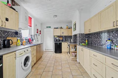 6 bedroom house of multiple occupation for sale, Gaywood Road, King's Lynn, Norfolk, PE30 2PS