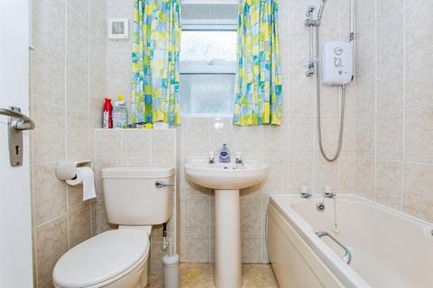 2 bedroom semi-detached bungalow for sale, Oak Crescent, Boston