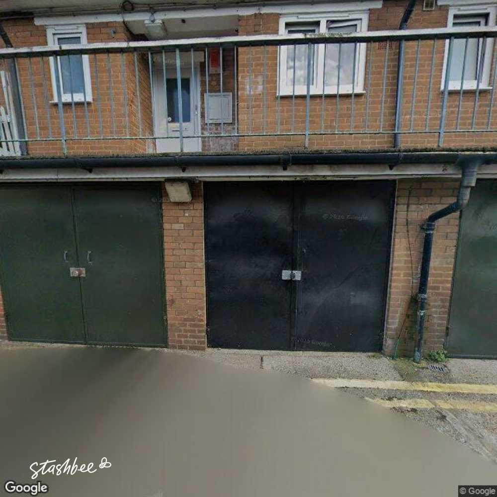 Roland Way, London SE17