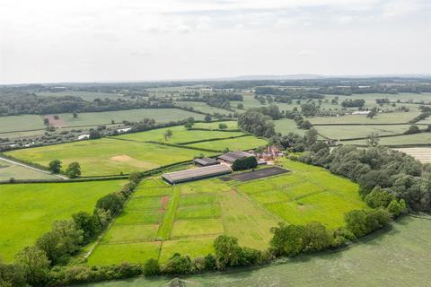 8 bedroom equestrian property for sale, LLoyd Farm, Hales, Market Drayton