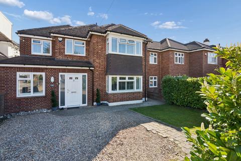 Murray Crescent, Pinner, HA5 3QE