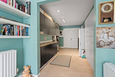 4 bedroom terraced house for sale, 21 Daiches Braes, Brunstane, Edinburgh, EH15 2RD