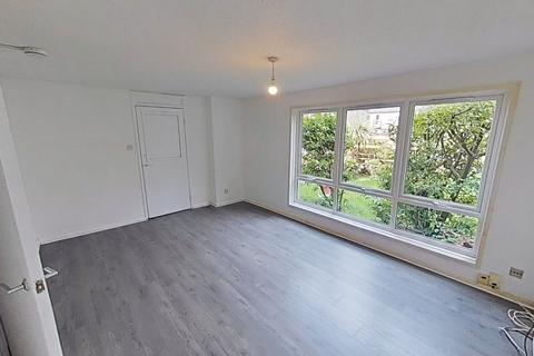2 bedroom terraced house to rent, Bangor Road, Edinburgh, EH6