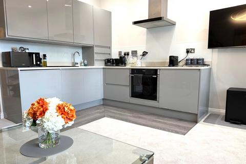 1 bedroom flat to rent, Ashleigh 100a, Kennel Ride