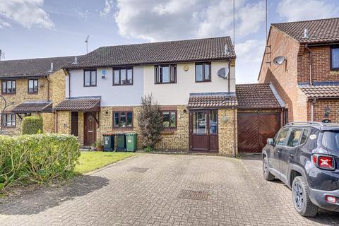 3 bedroom semi-detached house for sale, Millstream Way, Leighton Buzzard