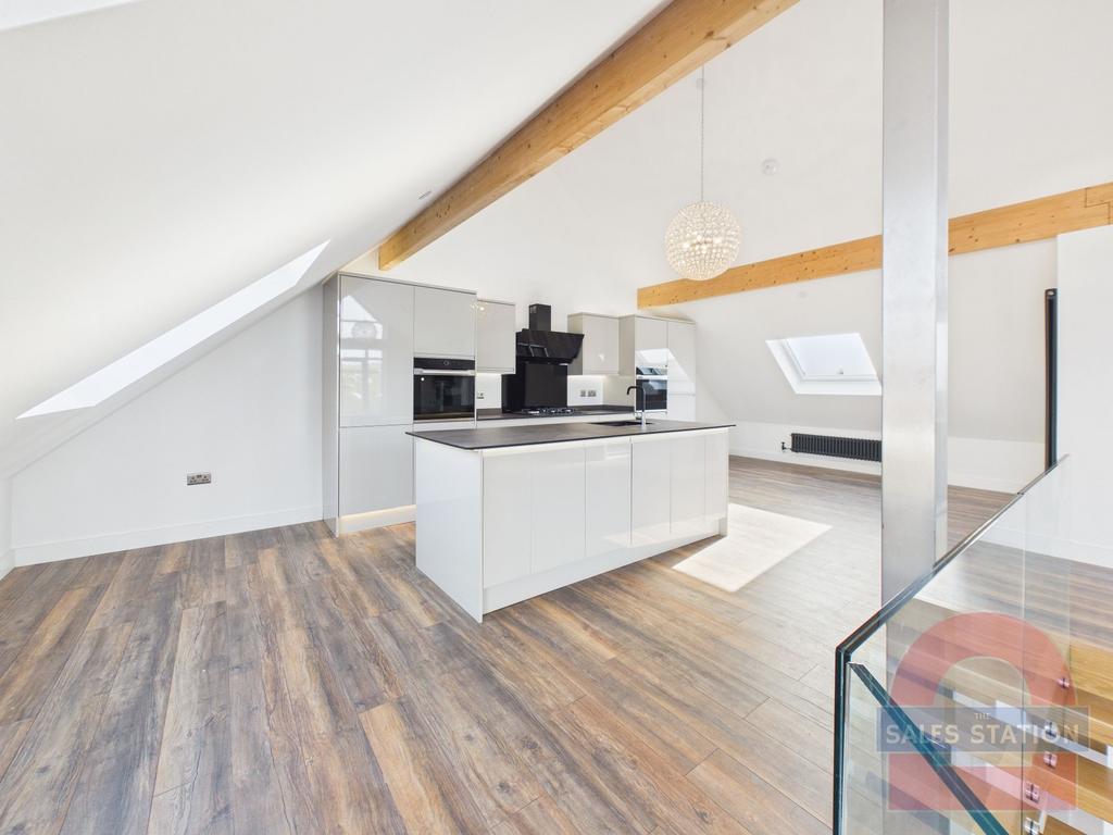 Open Plan Kitchen / Lounge