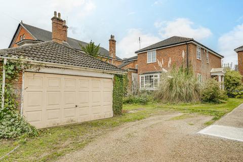 3 bedroom detached house for sale, Stoke Road, Leighton Buzzard