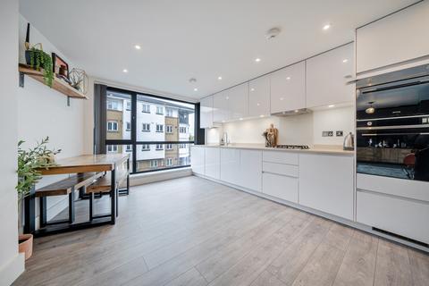2 bedroom apartment for sale, Homesdale Road, Bromley