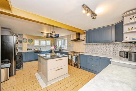 6 bedroom detached house for sale, Lea Road, Rugeley, Staffordshire, WS15