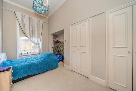 2 bedroom flat for sale, Elsham Road, London W14
