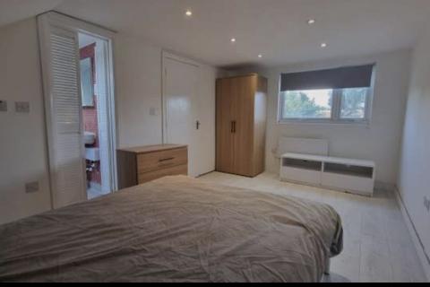 undefined, Mill Farm Crescent, Whitton, Hounslow, Middlesex, TW4