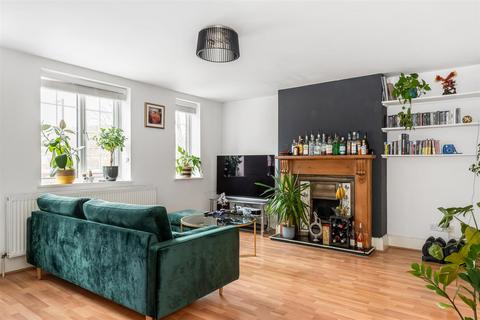 2 bedroom apartment for sale, High Street, Purley CR8