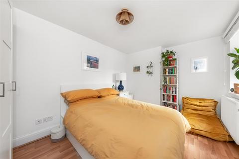 2 bedroom apartment for sale, High Street, Purley CR8