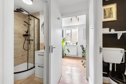 2 bedroom apartment for sale, High Street, Purley CR8