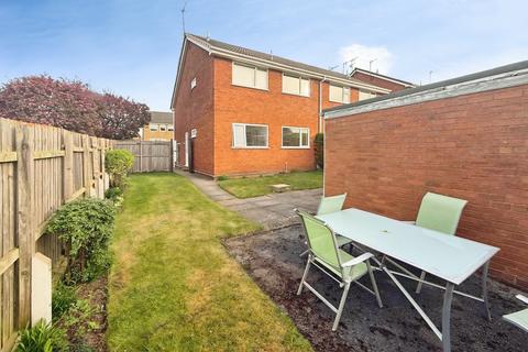 1 bedroom apartment to rent, Rokewood Close, Kingswinford, DY6