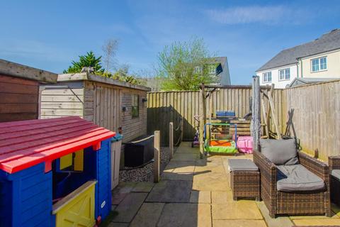 3 bedroom semi-detached house for sale, 45 Helman Tor View, Bodmin, PL31 1RE
