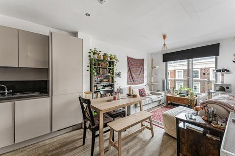 Kingsland High Street, London, E8